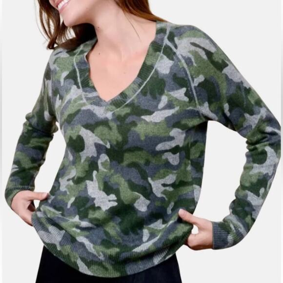 27 Miles Malibu Pammi Cashmere Sweater Size XS Army Green Camouflage